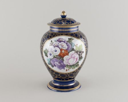 NantgarwCW's tweet photo. 2023 marks the 200th anniversary of the death of celebrated china painter Thomas Pardoe. Later this year @NantgarwCW will be presenting the first major exhibition of his work decorated at Bristol, Swansea & Nantgarw #welshporcelain #swanseapottery #thomaspardoe #nantgarw https://t.co/4X7YIjfMTY