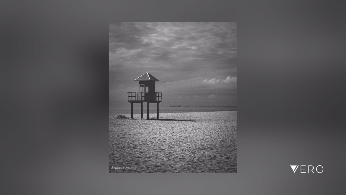 marcosvinni11's tweet photo. ⠀⠀⠀⠀⠀
#photography #photographer #yourshotphotographer #raw_community_member #podium #raw_community #raw_bnw #raw_beaches #beach #picoftheday #lens35mm #lensculture #landscape #LifeguardHut #Sky #Tranqu… https://t.co/wvYuX22qWd https://t.co/1dKmsv3Q73