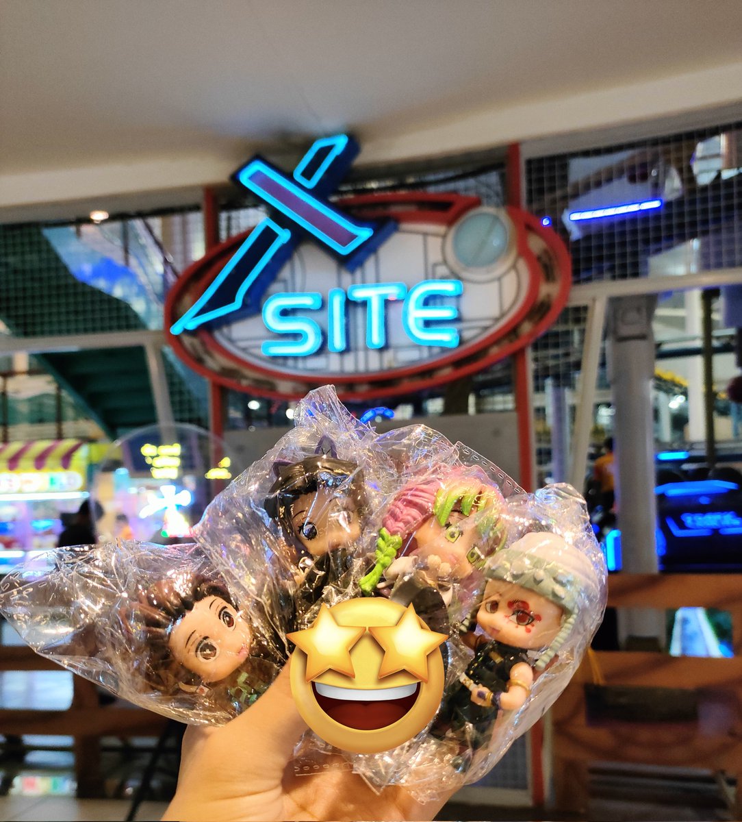 Ravynmysst's tweet image. I got lucky today 🤣

#cranemachine