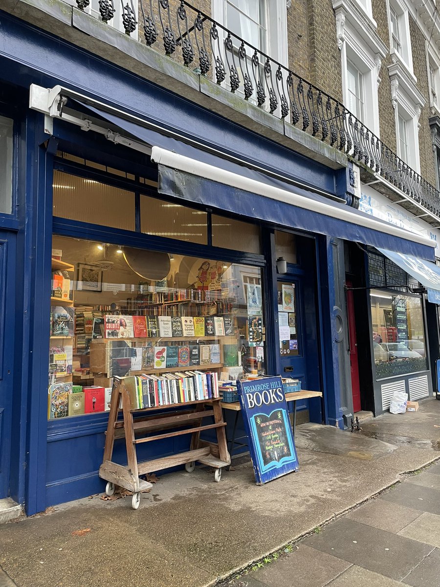 It might be pouring with rain but I’m so glad being back out seeing customers #arepslife #adayinalife #books #publishing #londonbookshops #primrosehill