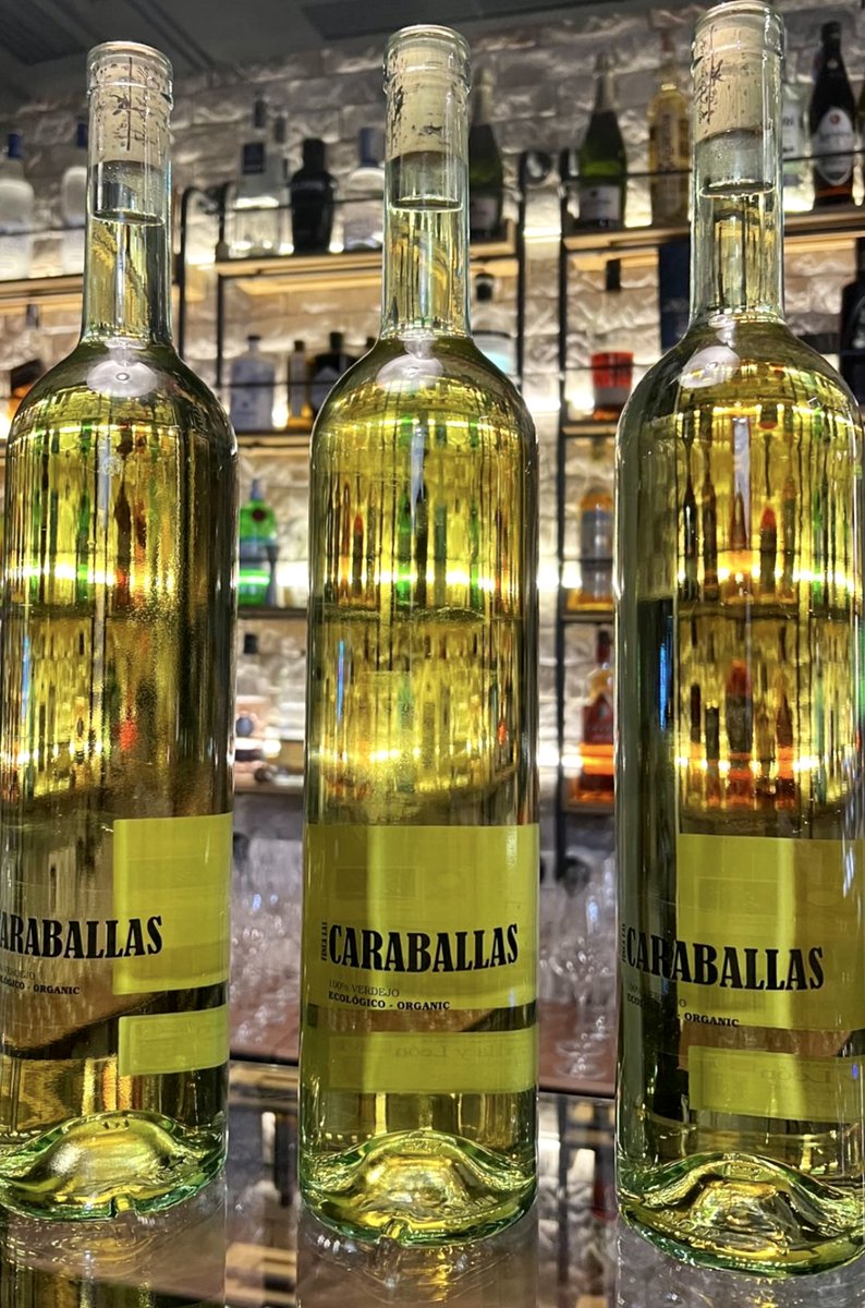 CARABALLAS's tweet photo. Caraballas Magnum.
Estamos acostumbrados al formato estándar de 0,75 litros, pero existen otros formatos. ¿Los conocéis?

1. Split de 0,187 litros.
2. Jennie de 0,5 litros.
3. Estándar de 0,75 litros.
4. Magnum 1,5 litros.
5. Doble magnum 3 litros.
6. Formato imperial 6 litros. https://t.co/v7X0ZjwFUa
