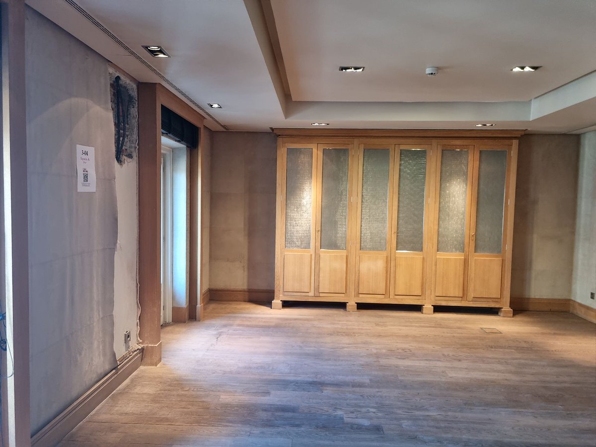 R_hostelpro's tweet photo. Traemos las primeras imágenes del edificio que albergará @CasaDecor 23 Esta cita ineludible del #interiorismo vuelve al Barrio de Salamanca
📌 Calle Serrano 92, Semiesquina con Juan Bravo, Madrid
📅 Del 13 de abril al 28 de mayo de 2023
#Hostelpro #hosteleria #hotel #hotelero https://t.co/a3mzMn6oF2