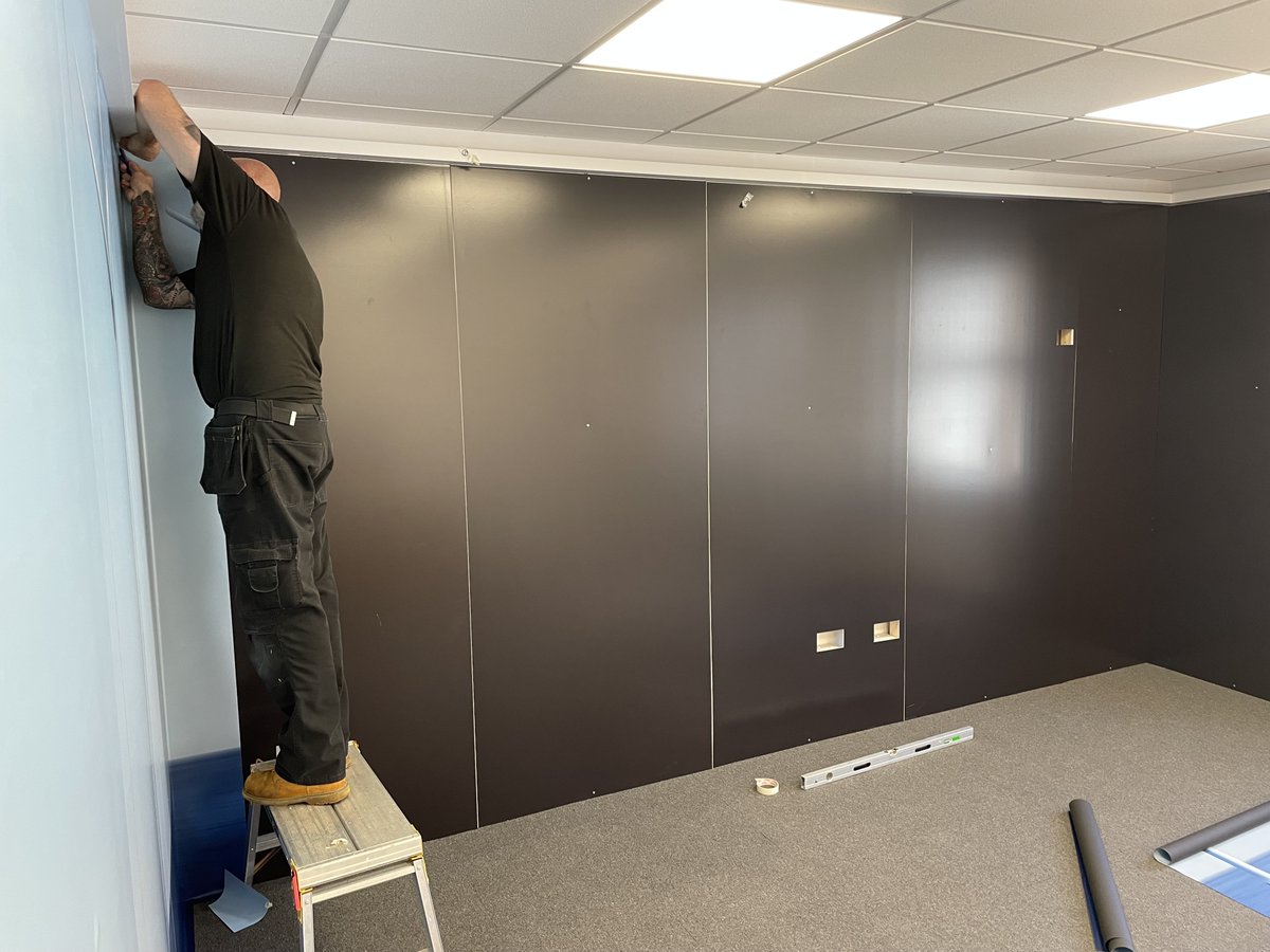 TeamValleyGroup's tweet photo. A marketing solution that sticks! 🧲

Whether your business is situated in an office, cafe or shop, our magnetic walls are a great way to breathe new life into your workspace. 

From design to installation, our team of experts are on-hand to spruce up your space. https://t.co/8xNElVKYIX