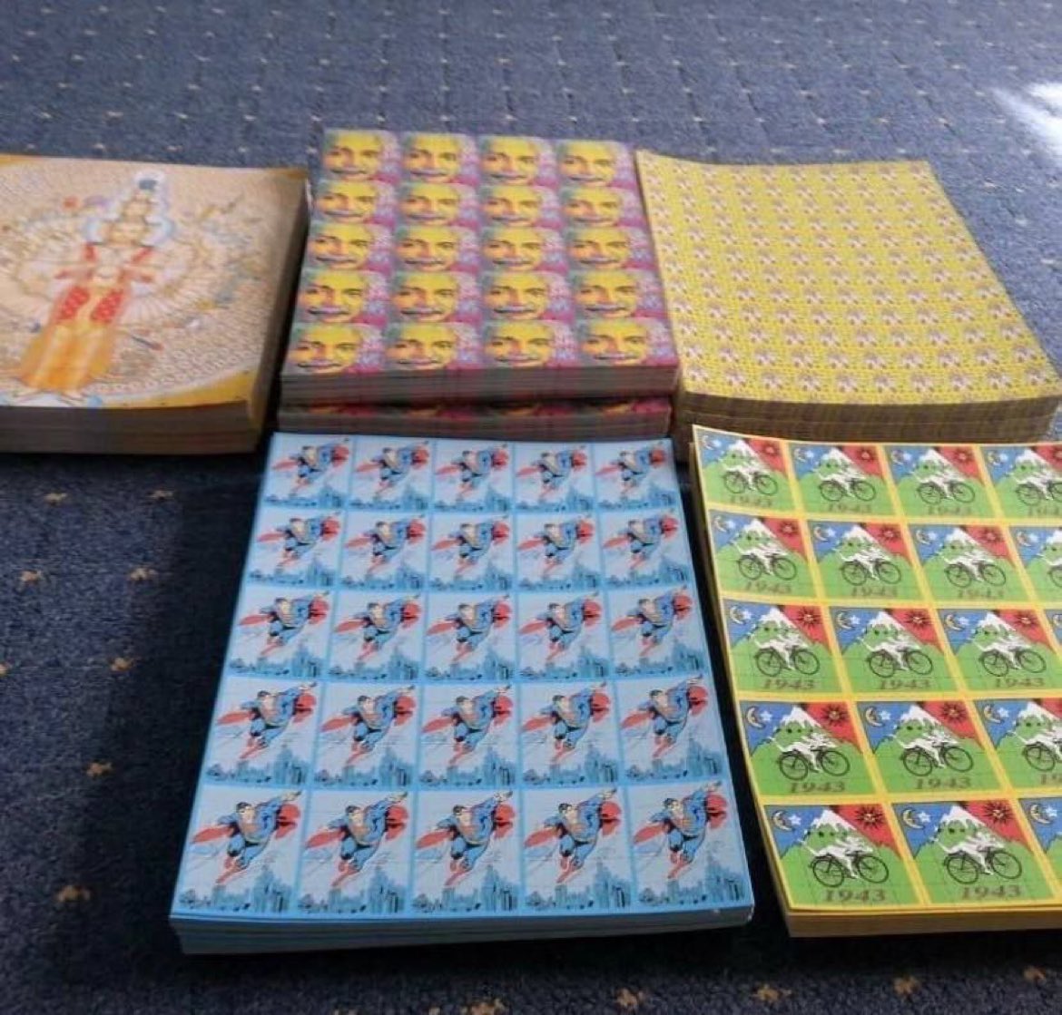 MarshalWolbert's tweet photo. LSD sheets 200ug ~ 400ug https://t.co/Y6lpLI9g2V