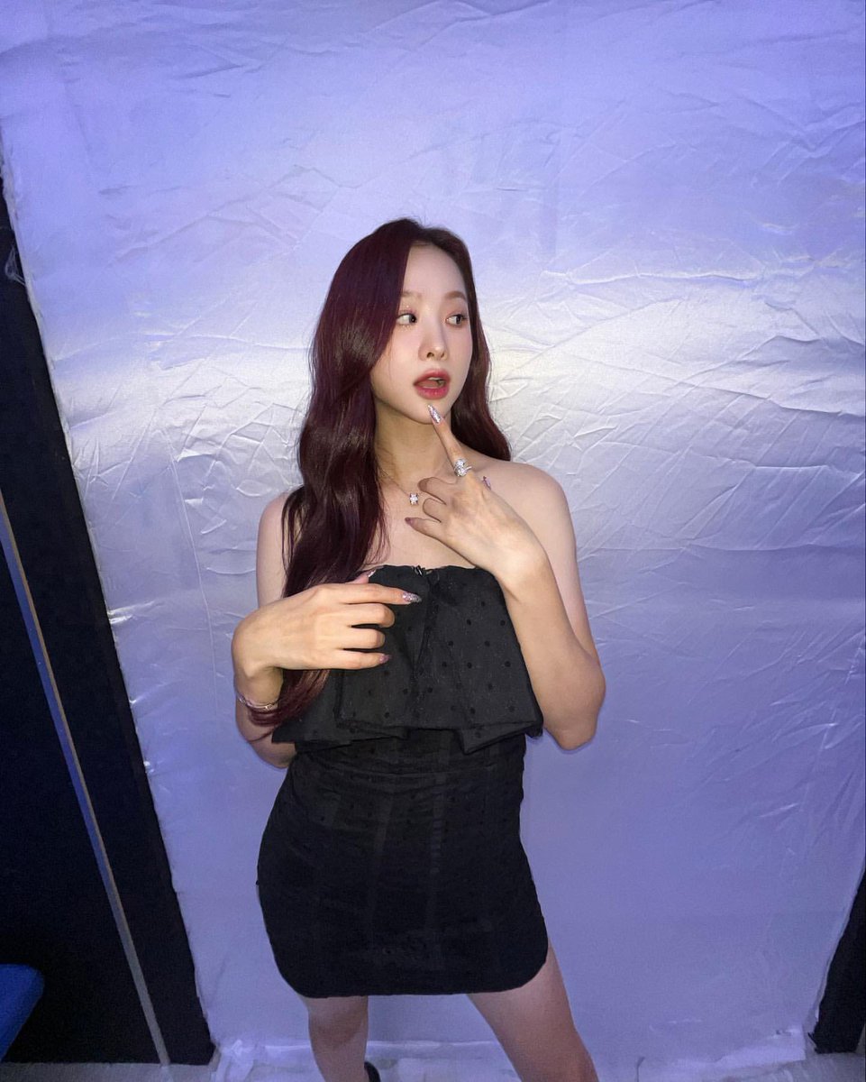 lin_ellyhj's tweet photo. 我們最好的隊長
美麗的率智主唱大人生日快樂
#exid #leggo #exidleggo #이엑스아이디 #許率智 #solji #솔지
#happysoljiday https://t.co/tIMLAJyXc4