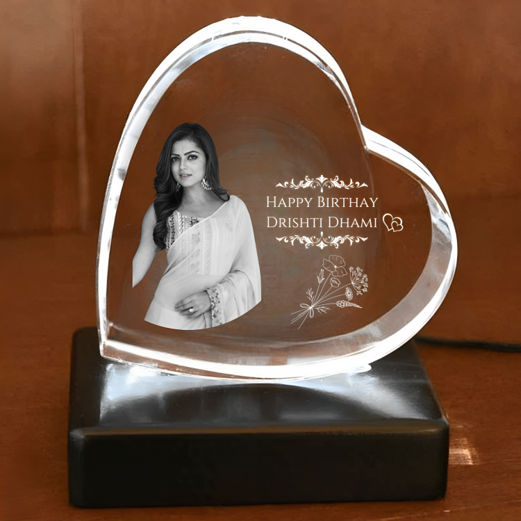 Happy birthday, #DrashtiDhami brilliant beauty! We hope you find happiness and success in all that you do and everywhere you go. You are a wonderful person and performer.

To order, do whats app: 091486 71927 or mail us at aravgifts@gmail.com.
