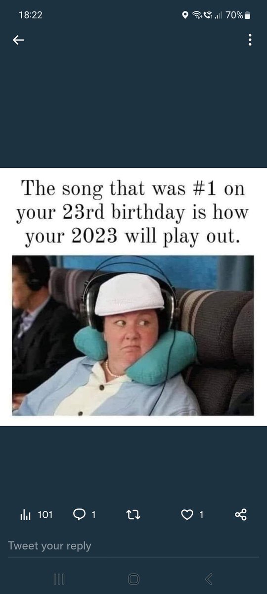 katydidinoz's tweet photo. Hot in Herre - Nelly 😂😂😂 https://t.co/wPp9u0bS2W