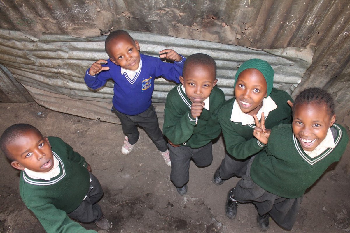 educafrica_cl's tweet photo. Last year, through your generosity, #educafrica impacted 300+ learners, 70+ teachers & 300+ parents through #psychosocial support. This #GivingTuesday join us to establish guiding & counselling centres in 5 community schools here: https://t.co/WfdY0itnwI
#CollaborateforGood https://t.co/9yXHOU87OU