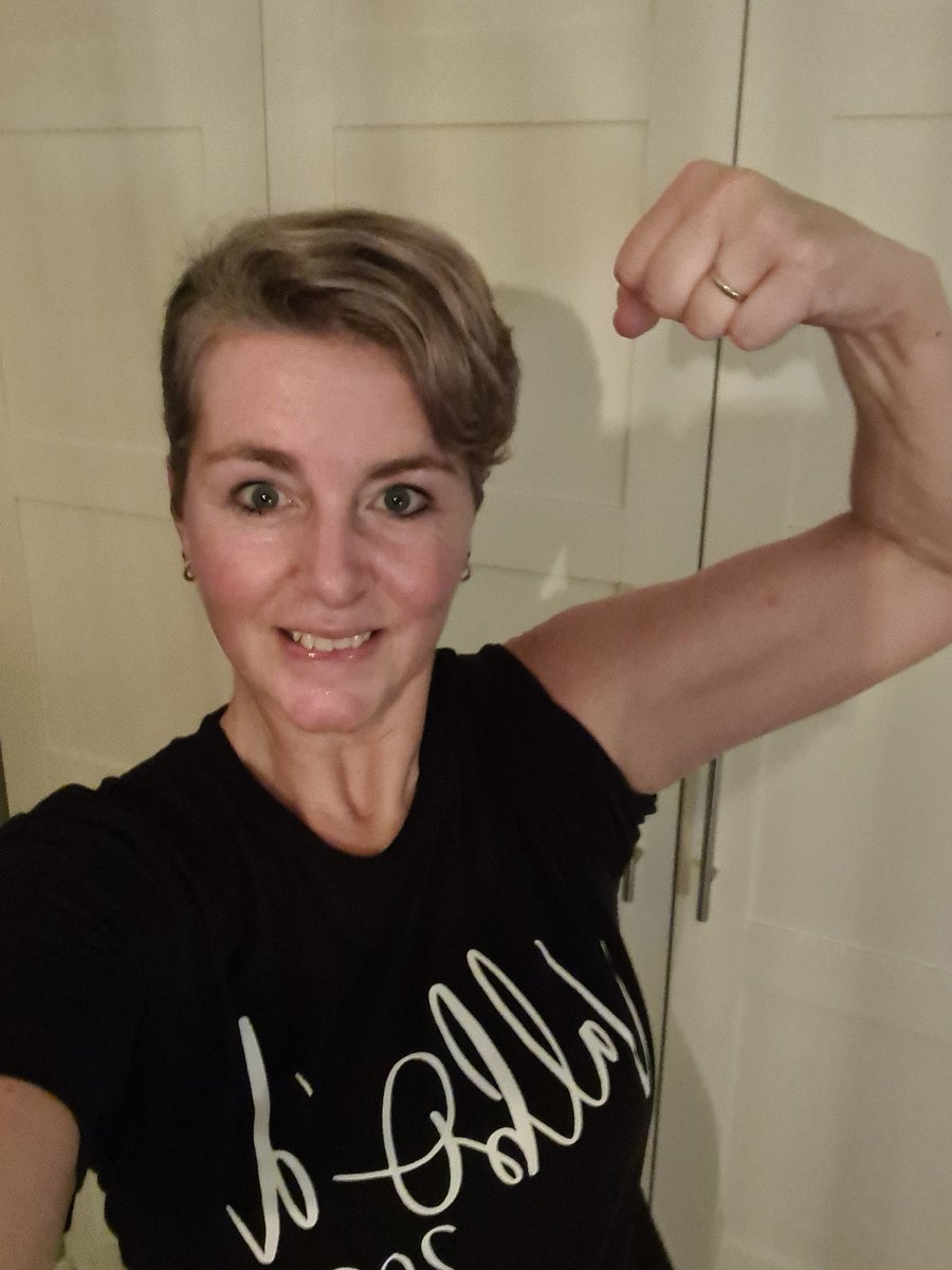 THIS is what <a href="/MyPeakChallenge/">My Peak Challenge</a> did to me in the first year! I am so happy, healthy and strong! So today I am going to register for my 2nd year! The IG live with <a href="/NickMallos/">Nicholas Mallos</a> from <a href="/OurOcean/">Ocean Conservancy</a> was awesome. Thanks <a href="/SamHeughan/">Sam Heughan</a> &amp; the entire team of MPC. <a href="/DutchPeakers/">Dutch Peakers™️</a> <a href="/CarePeakers/">HealthCareWorkerPeakers</a>