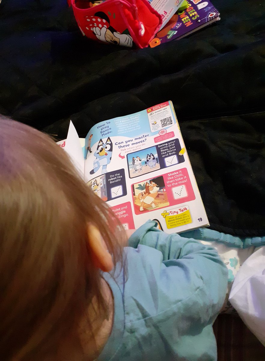 Keef_B_1's tweet photo. Here we go, it's funday. Our #granddaughter is here this morning. @HEYDUGGEE is making jam &amp; guess what she wants to make jam too. Thanks #Duggee.😂
#babysitting #babysittersclub #fun #bestday #BestFriends #crafting #Grandude #TuesdayFun #BeKind #KeepTheFaith #love 
🙏❤✌ https://t.co/Nl3rtxioil