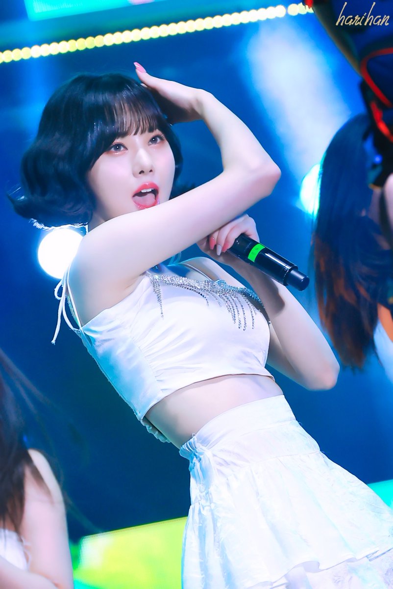 221001 INK 인천콘 비비지 은하.2
#EUNHA #은하 #VIVIZ #비비지 #SINB #신비 #엄지 #UMJI