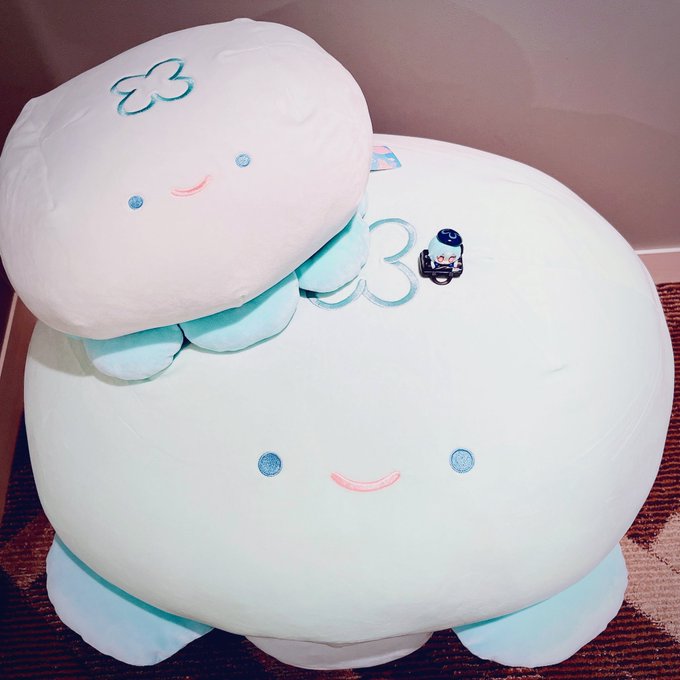 C101 アークナイツ Namie先生:ウッドヘアブラシ-