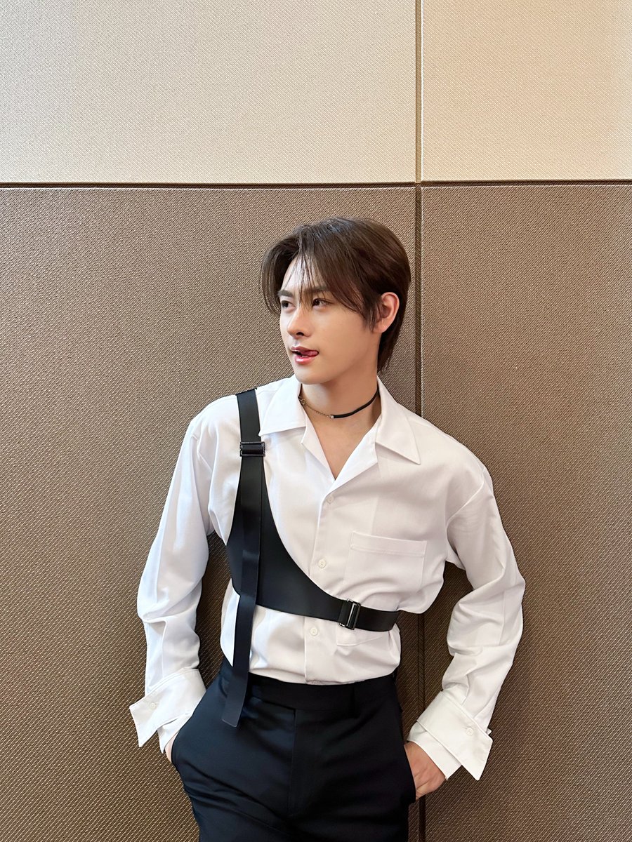 TRENDZ_OFFCL's tweet photo. [#은일]

다들 뭐해요..?

#FROM_TRENDZ #TO_FRIENDZ #TRENDZ #트렌드지 https://t.co/2QuLbg6keJ