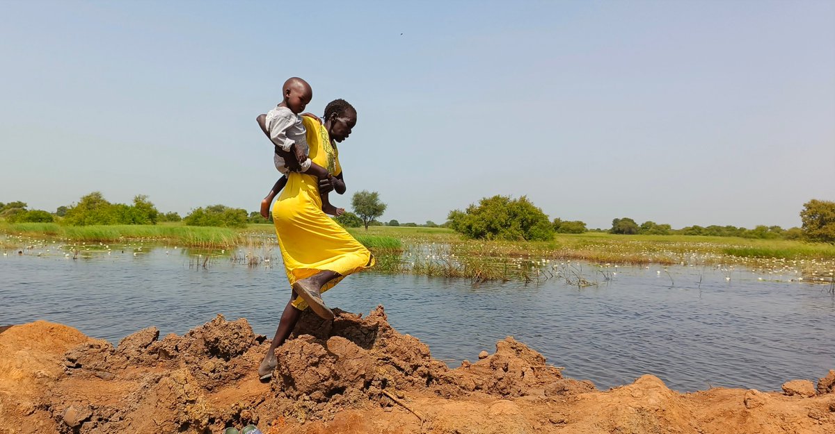 UNFPASouthSudan's tweet photo. Effects of climate change are known to trigger conflicts that increase the vulnerabilities of women/girls to abuse, sexual violence, child marriage, &amp; other forms of violations

@UNFPA 🇸🇸 and @RESCUEorg have set up One Stop Centres to protect women/girls from such vulnerabilities https://t.co/KzEpGvlqe4