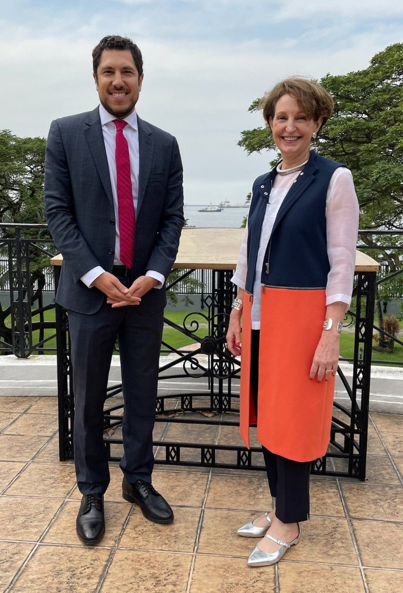 The development of Agila Shipyard will bring great benefits for #Subic and the growing U.S.-Philippine economic partnership. Appreciate meeting with Alex Benard of Cerberus to discuss this important project. #goodbUSinessPH #FriendsPartnersAllies