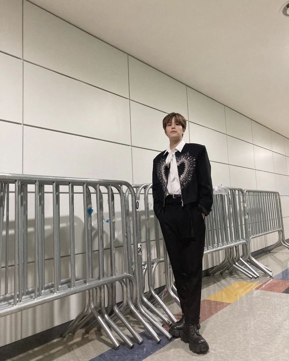 seungmin tweet media