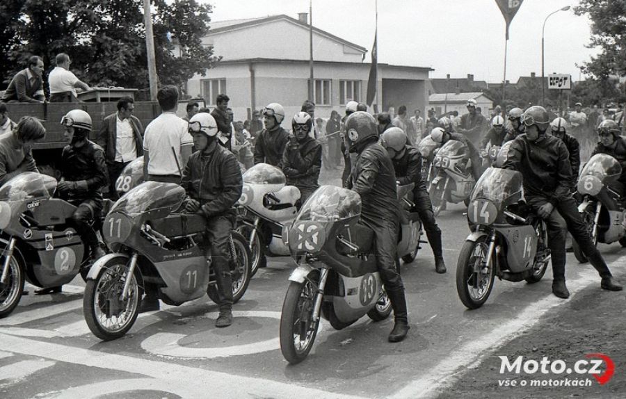 Bývalý český okruh Rohatec - nový článek o motocyklové historii:
moto.cz/okruhy-a-histo…
#motocz #roadracing #roadrace #motocyklovahistorie #byvaleokruhy #ceskeokruhy #motocyklovezavody #motorcyclehistory #motorcycleracing