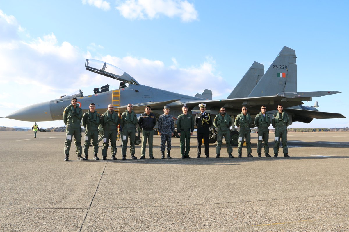 正式的 ①航空自衛隊 インド空軍 共同訓練 缶バッジ 百里基地 fawe.org