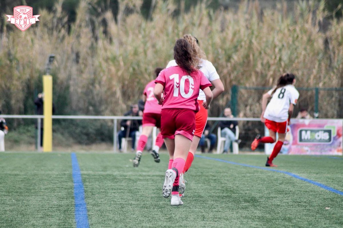 EFMLanzarote's tweet photo. 📸 Aquí teniu un recull de fotografies de la jornada 14 del PRIMER EQUIP!!!

#sentimentefml 
#futfem https://t.co/uEImjUvOfR
