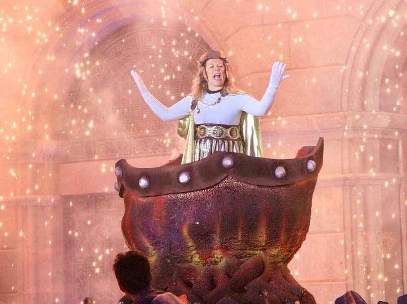 A Igualada, més de 100 persones fan possible la posta en escena dels Pastorets💫

🎭Un espectacle ple de color, música i efectes, que enamora a petits i grans.
🗓️L'última funció serà el 15 de gener!
➡️Tota la informació de les funcions a pastoretsdecatalunya.cat

<a href="/igualadapastore/">Pastorets Igualada</a>