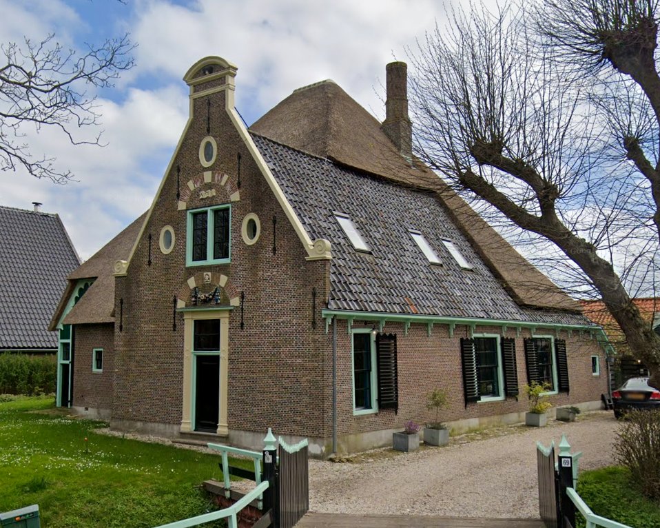 dutchbuildings's tweet photo. A historic farm in #Twisk (Noord-Holland). It was built in 1715. https://t.co/WOEPQWSpJF