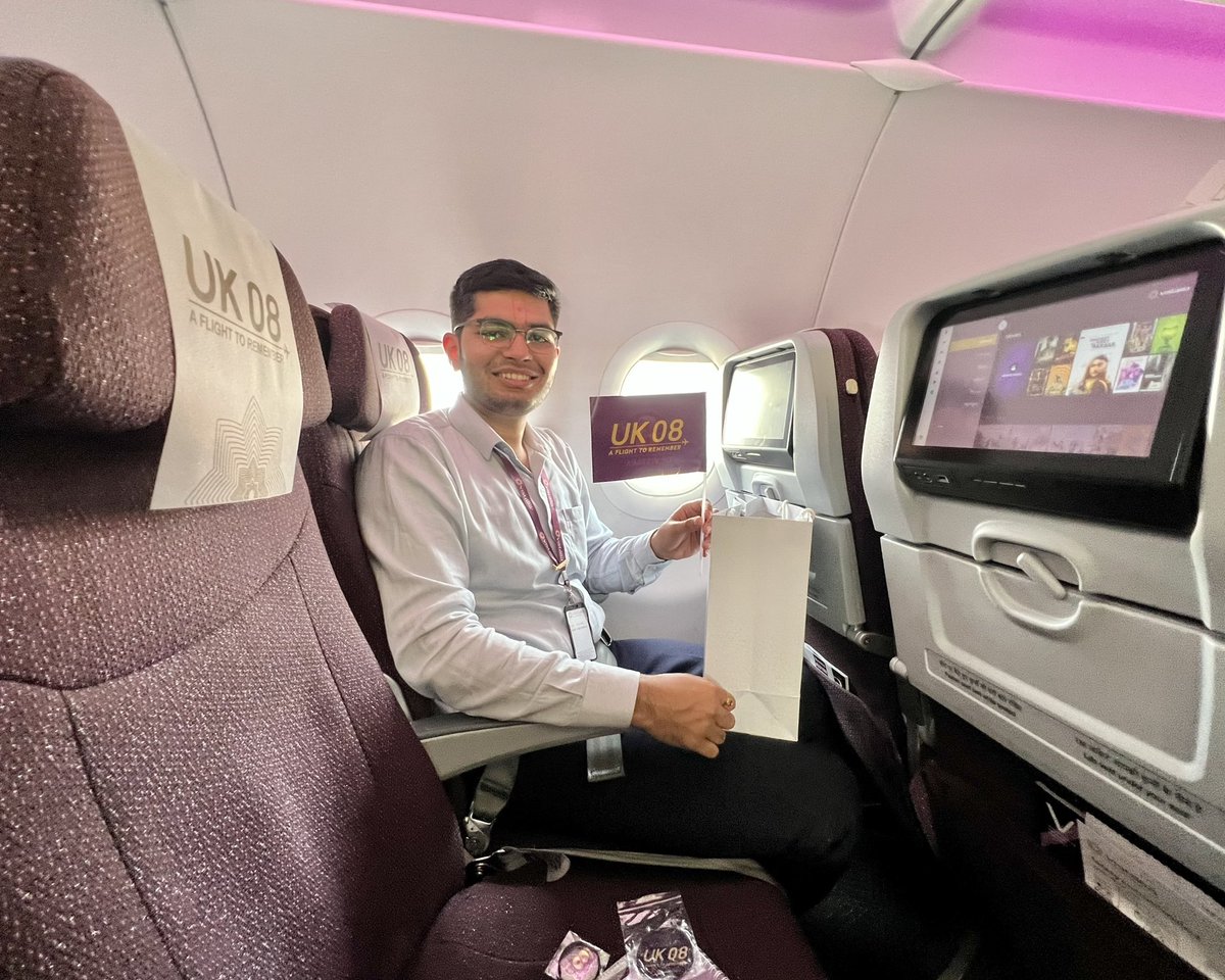 Oh yes I flew the most tracked flight #UK08 yesterday. So, Glad to be part of this historic event with the fellow #AvGeeks from around the country. 
Indeed #AFlightToRemember 💜 #VistaraTurns8