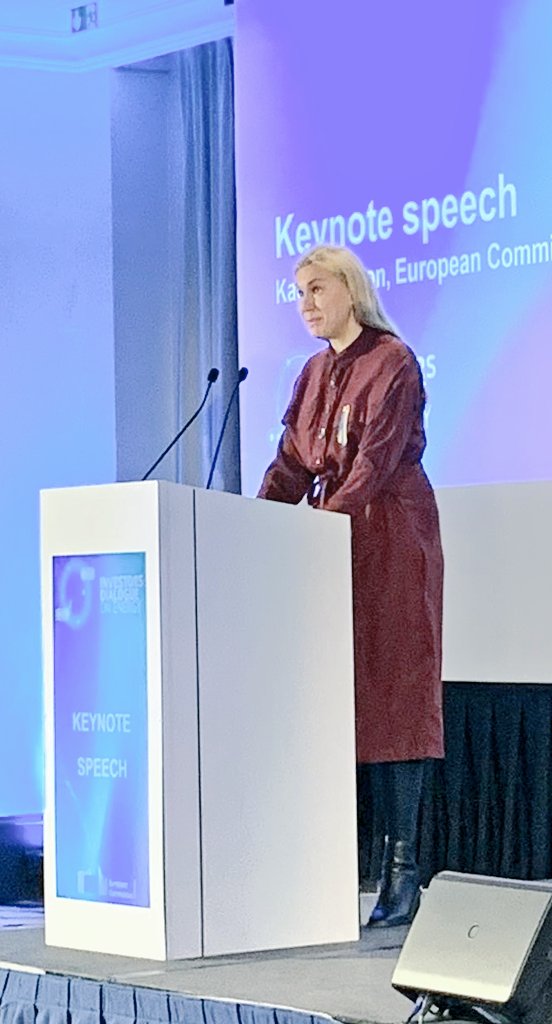 #investorsdialogueeu plenary opened by <a href="/KadriSimson/">Kadri Simson</a> who emphasised that 'investment is not a given' and private financing is needed to realise the #RePowerEU goals <a href="/Energy4Europe/">Energy4Europe 🇪🇺</a> <a href="/Subsidie/">Hezelburcht Subsidie</a>