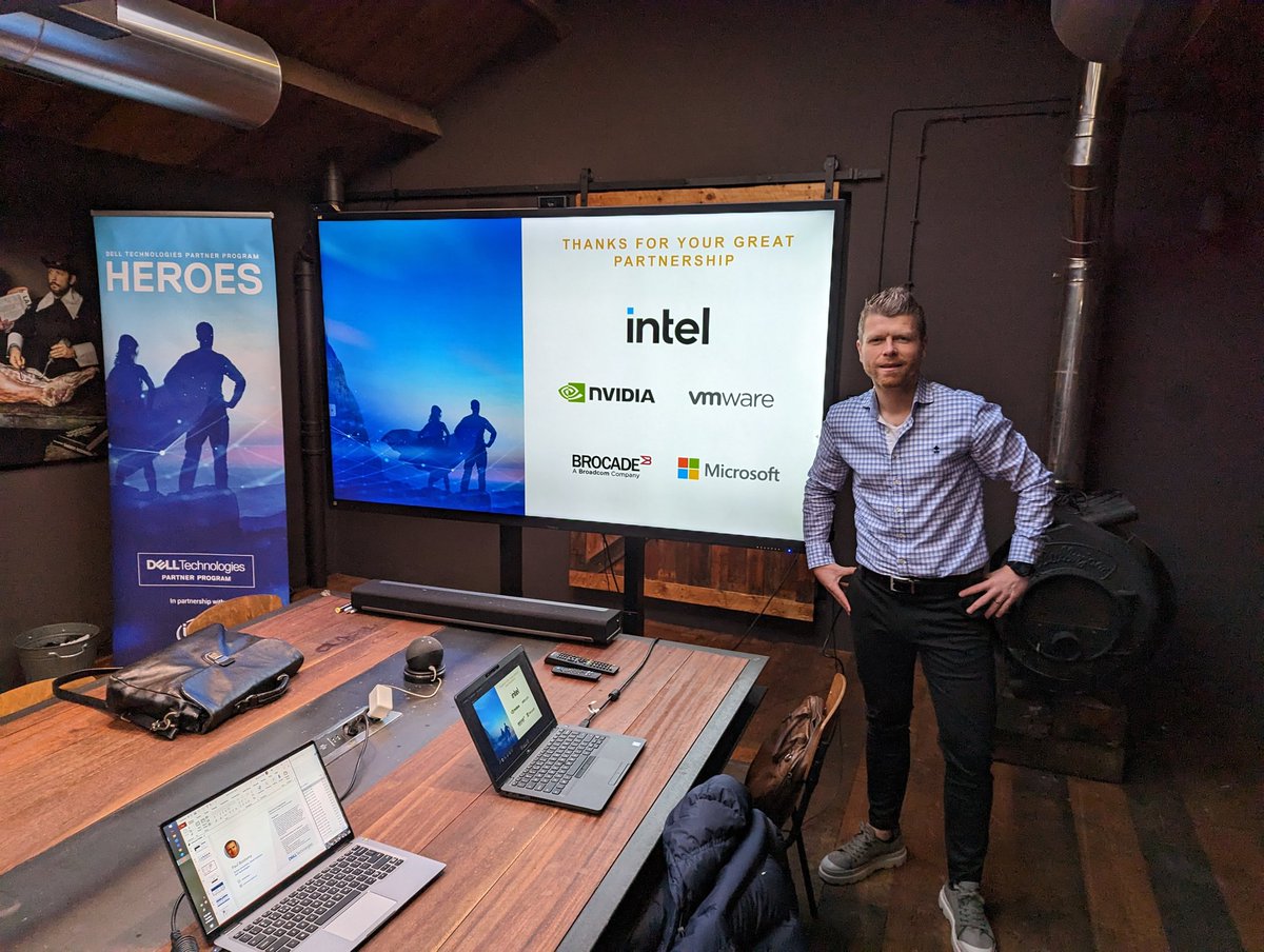 Menno de Liège tweet media