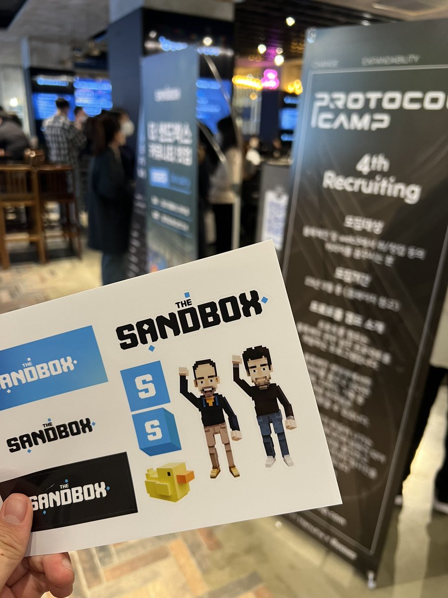 I attended a @TheSandboxGame Meet up with my younger brother today. My brother made a presentation about sandbox work at Meetup. I think it's amazing to be a game maker at a young age. @iyejun1 @borgetsebastien @ysiu @TheSandboxKR @Cindy_Sandbox