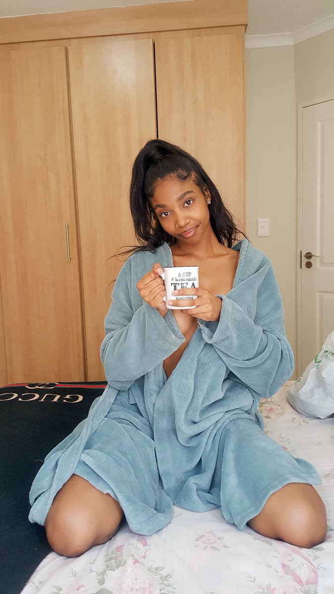 CocoDaniels_'s tweet photo. What would you do if you woke up to this? x

#ebony #ebonymodel #ebonybeauty #ebonygirls https://t.co/hw7rJBfp7k
