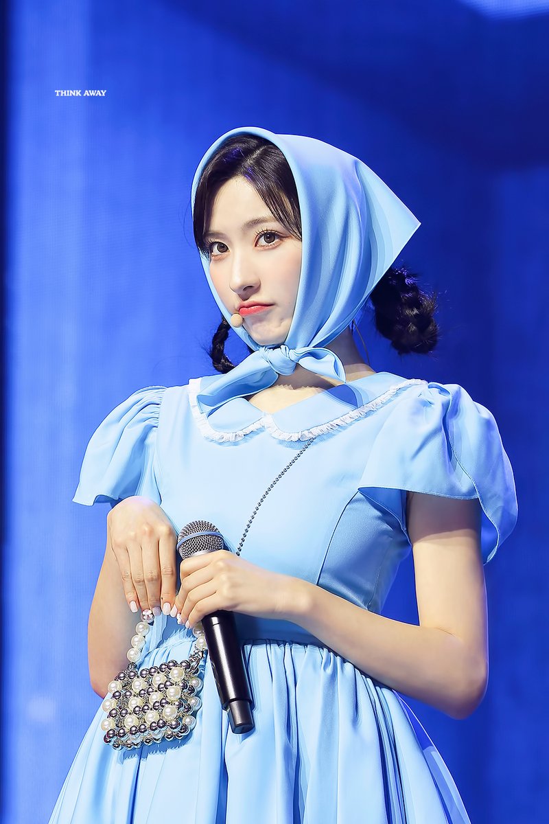 ThinkAway527's tweet photo. 230108

#우주소녀 #WJSN #은서 #EUNSEO #손주연 @WJSN_Cosmic https://t.co/HAflyWqC2t