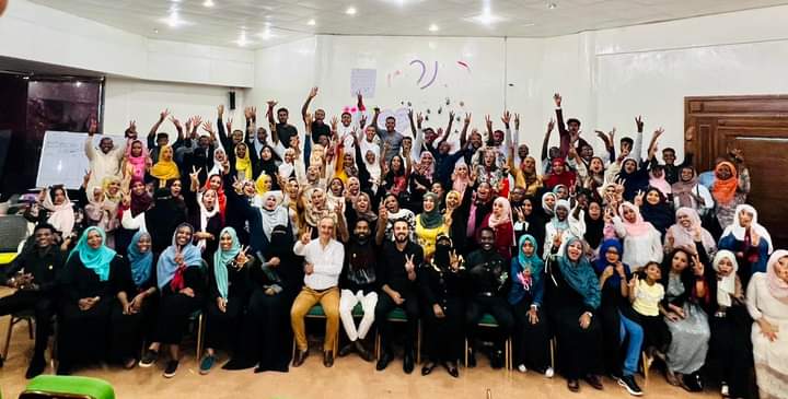 xfullv's tweet photo. عائلتي واخواني المتميزين😍💕
#العائلة_السعيدة #بتتعاش_مابتتحكي
#بوابة_النجاح_72
@Gatewaytrainies https://t.co/JrN1fedIle