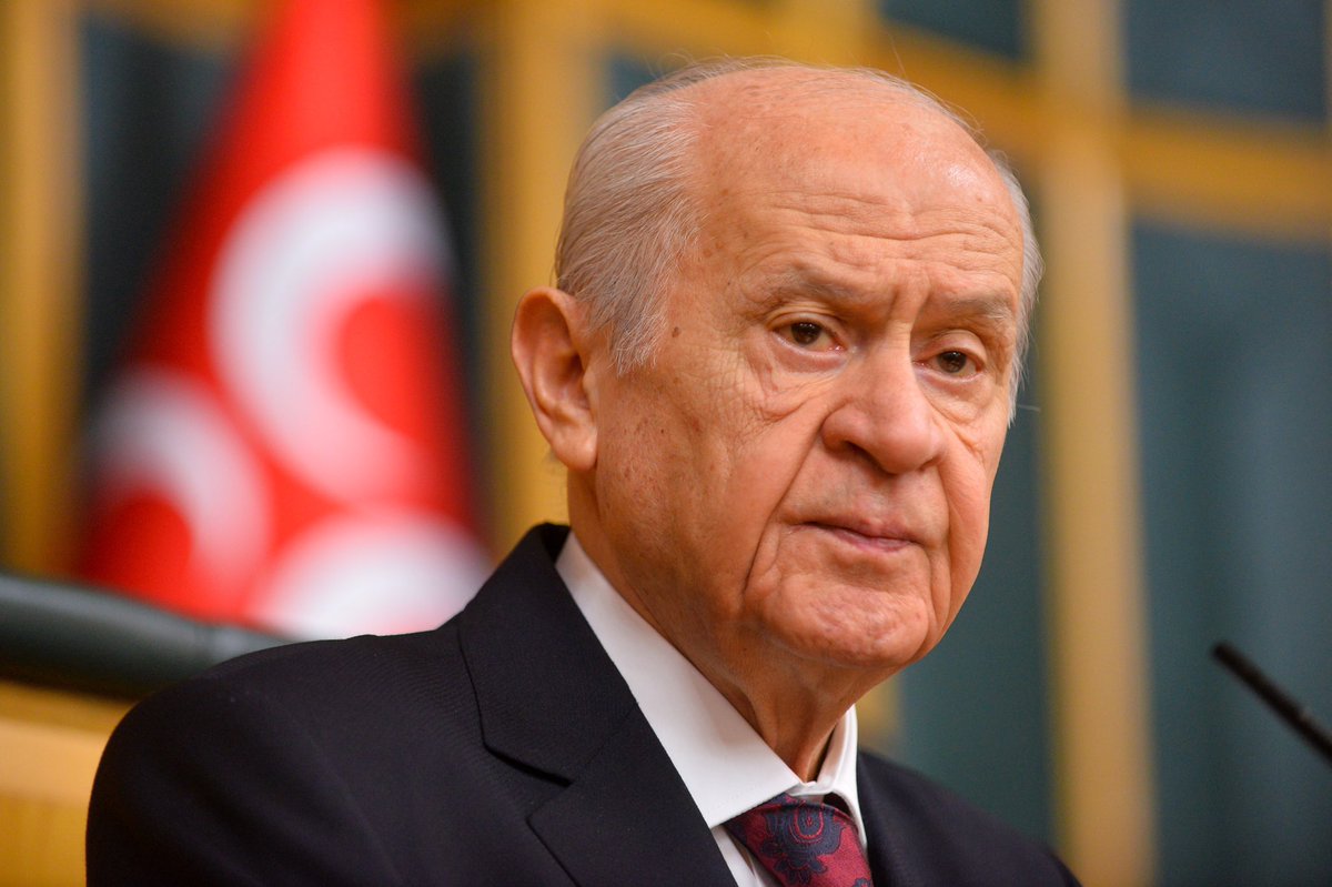 Ülkücü Türk gençliği, vatanın ve milletin içinde bulunduğu şartları bir varoluş mücadelesi olduğunu bilerek, Akif’in “Asım’ın Nesli” dediği dinine, milliyetine, kültürüne, tarihine sonuna kadar bağlı bir gençliktir. 

Liderimiz Sayın Devlet Bahçeli