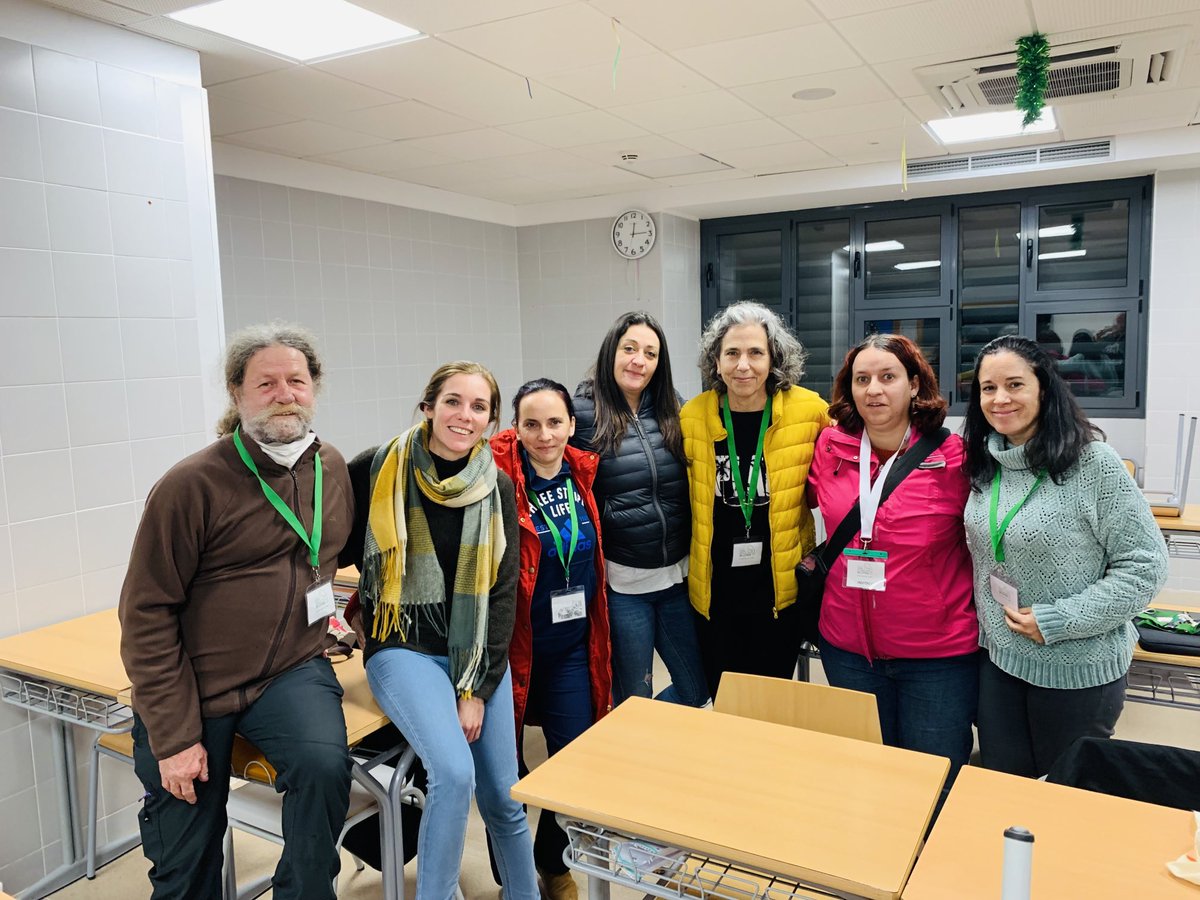 ProTGD's tweet photo. Ayer nuestro proyecto #FormAutismo llegó hasta el ⁦@colesanignacio⁩ en #Torrelodones destinado a alumn@s del https://t.co/LztFRiyHcH Activ.Física para pers. con discapacidad.
Gracias por querer conocer sobre  #TEA para mejorar vuestra futura práctica laboral.
#SomosProTGD https://t.co/WHmPADWm5m