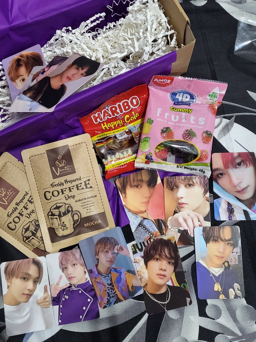 SheSellsNTrades's tweet photo. Slowly but surely completing Haechan's photocards. β€οΈβπ₯ Thank you sm, @fullsunscart, sa very generous na freebies. Kaya pala ganun kalaki yung packaging daming pa-surprise! π #mio_feedbacks https://t.co/Jfp8nMJ7le