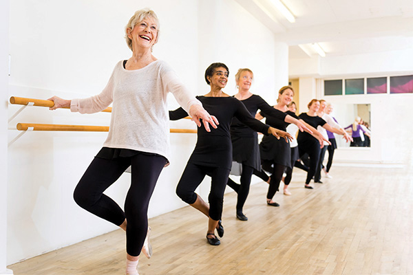 thedavidhallsp's tweet image. TODAY at 'the small Hall'...
6pm Silver Swan Ballet Class with Lin Steel
7.30pm Ladies Pop Choir with Becci Hawkings
ow.ly/OHfq50M8wMc
#newskills #danceandsing #communityclasses