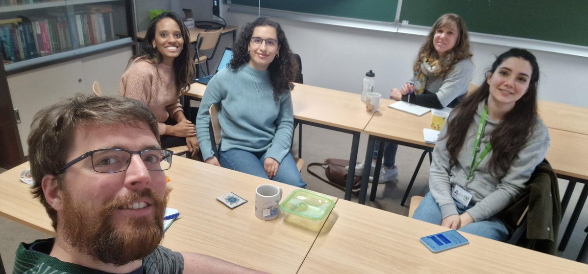 These are the happy faces that bring together the #womeninscience community <a href="/UNamur/">UNamur</a>! 
<a href="/LorenaFerra/">Lorena Ballesteros</a> <a href="/SRMouchet/">Sebastien R Mouchet</a> <a href="/menelbarkallah/">Manel Barkallah</a> <a href="/HalaKasmo/">Hala Kasmo</a> <a href="/Cha_Bouquiaux/">Charlotte Bouquiaux</a> Coraline Stasser, and one and only Karin Derochette!
Have you signed up yet to our event on 9th Feb?