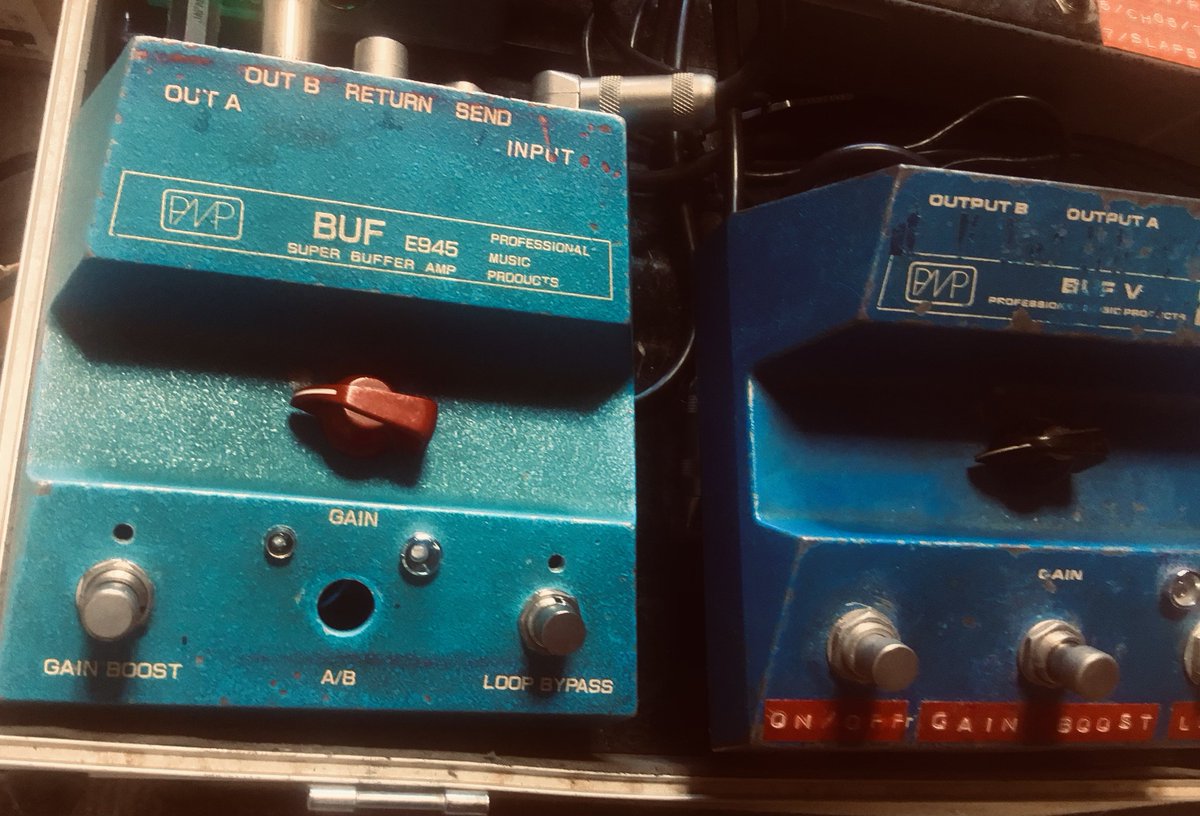 kiyostone's tweet image. PMP buffer / booster

回路+スイッチ周りは自作〜再構築して、ケースだけ流用して復活させたPMP BUFF×2
デジタル・ディレイによる音色変化の軽減目的の1 loop + output buffer / boosterとして、もはや欠かせないです。

#guitar#buffer #pmp #paulrivera