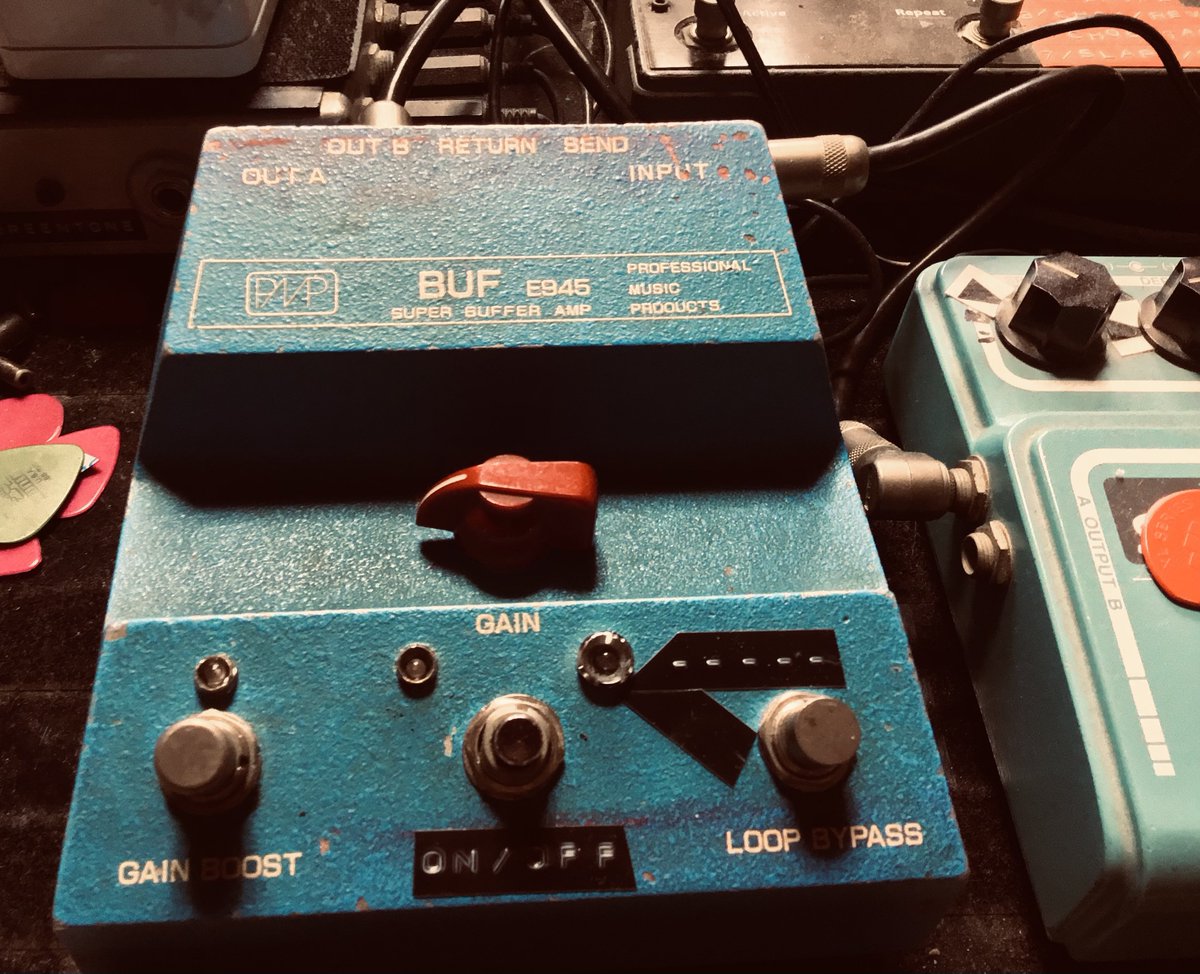 kiyostone's tweet image. PMP buffer / booster

回路+スイッチ周りは自作〜再構築して、ケースだけ流用して復活させたPMP BUFF×2
デジタル・ディレイによる音色変化の軽減目的の1 loop + output buffer / boosterとして、もはや欠かせないです。

#guitar#buffer #pmp #paulrivera