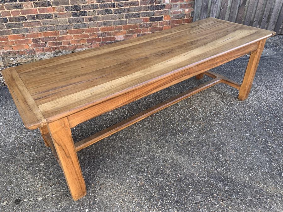 AntiqueTables1's tweet photo. Late 19th Century Pale Walnut H Stretcher Table
https://t.co/K7FvTAgVps
#stretchertable #antiquetable #antiue #furniture #interiordesign #decor https://t.co/P53twj611a