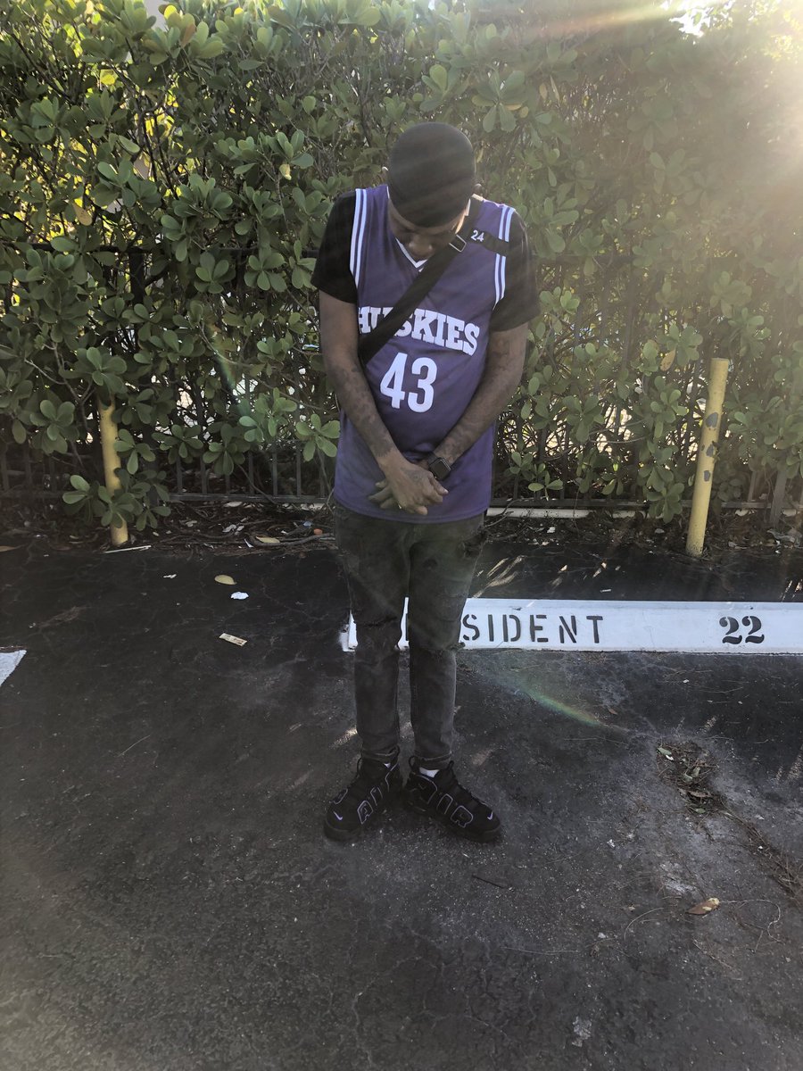 thatdammarty's tweet photo. I’m rare type of nigga I’m cut from different cloth I’m rare type of Nigga these Niggas is all talk baby I’m all action you get share of results https://t.co/0HKyROwGa2
