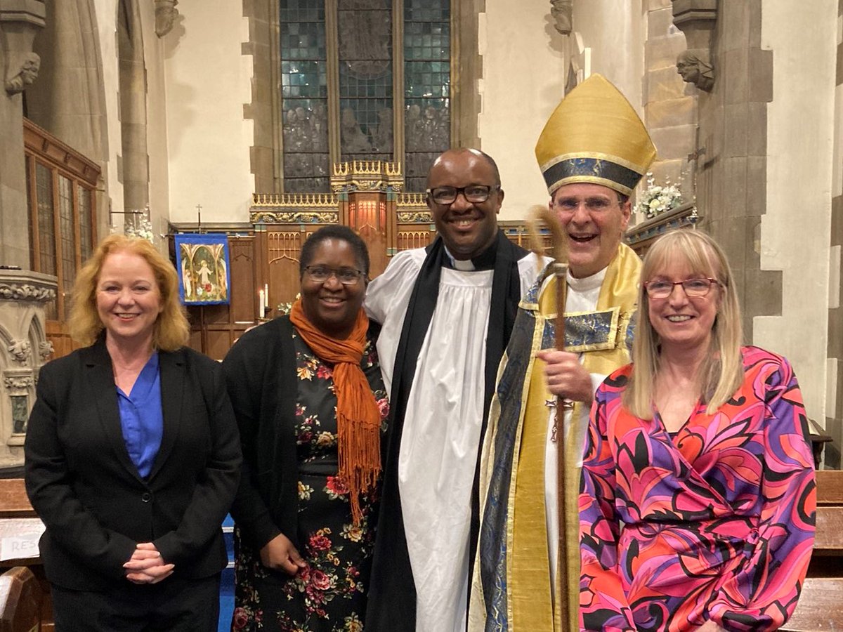 Delighted to attend the licensing of Rev @ChrisEnwerem at the Parish of Shelf with Buttershaw this weekend. It was lovely to warmly welcome you to the Bradford South family with Cllr @Angela4Royds and Bishop @toby_howarth!