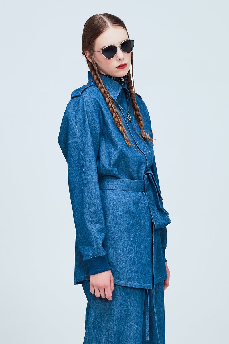 One Wolf specialises in unique unisex denim jeans. Long-living fabrics and designer cuts. A smart, stylish &amp; universal investment in your wardrobe. Let yourself be seen with intelligence and minimalism. onewolf.eu