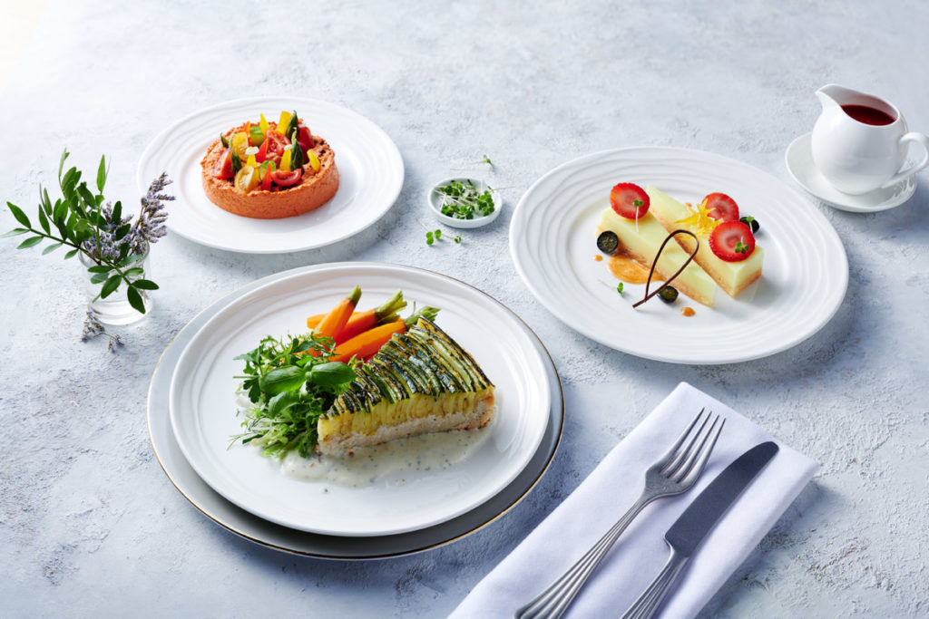 Emirates serverte 154% flere veganske måltider ombord - is.gd/tnridJ