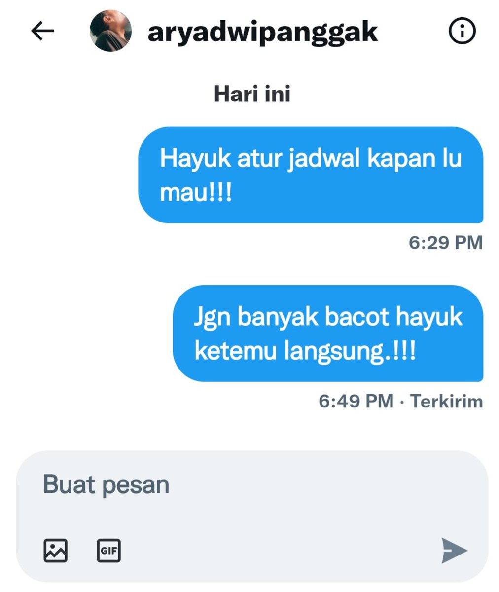 triandi_17's tweet photo. @aryadwipanggak1 @DokterTifa Lu @aryadwipanggak1 fisik buruk hidup susah paling kgk ahlak lu bagus.!!! https://t.co/xMNIXg7FX7