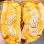 もはやオムレツ。@サンダウナー トーキョーのオムレツサンドがあつい!