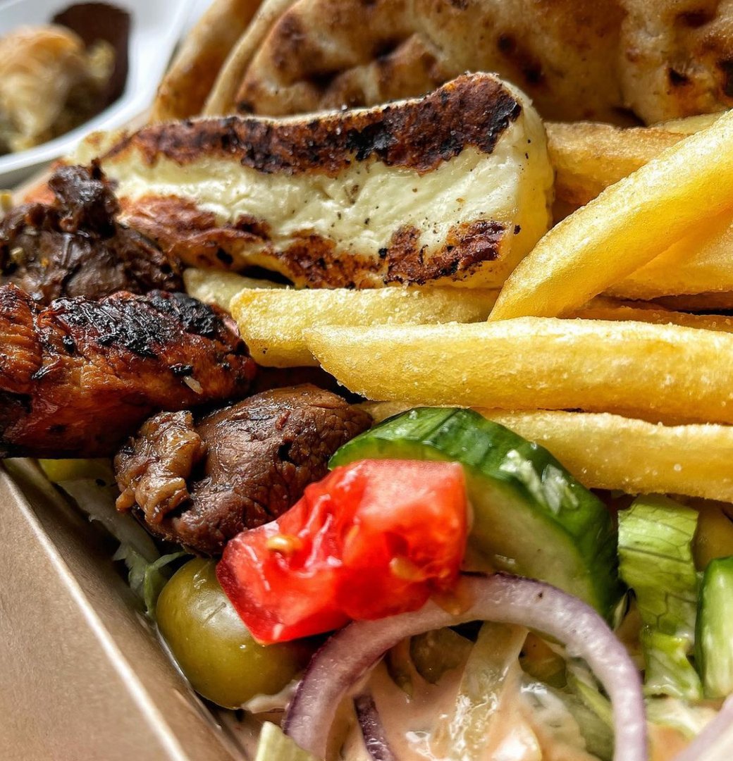 Need a quick bite to eat that won't break the bank but still tastes great?

Head on over to #ItsAllGreekToMe!

We offer the finest and freshest Greek-inspired dining in #CamdenMarket, so drop by today to try it out!

Visit us at: bit.ly/3VHuQP8