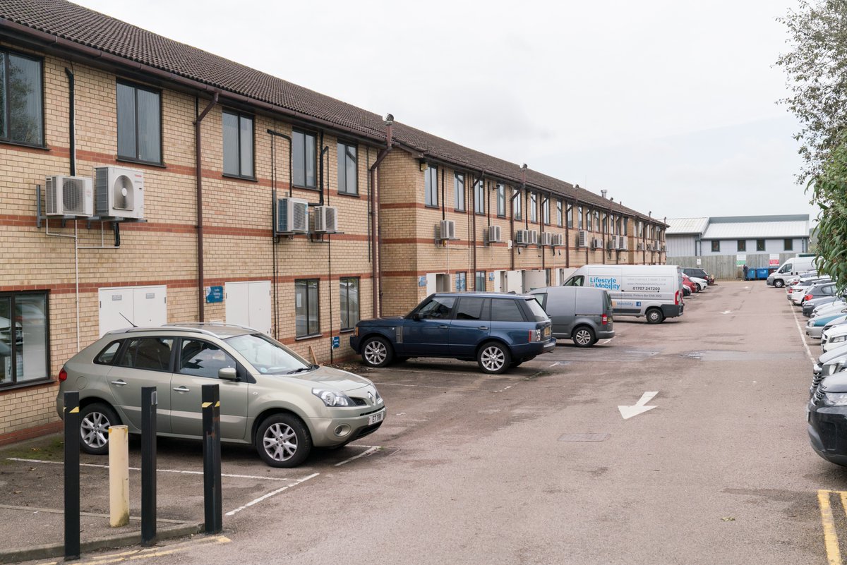 Looking for an #affordableworkspace in #PottersBar?

Currently, we have 6 #officespaces #available from 190-615 sqft with easy in, easy out, flexible contracts, free parking, #freebusinessadvice, great location &amp; much more.

Click here for more: bit.ly/37fz0ta