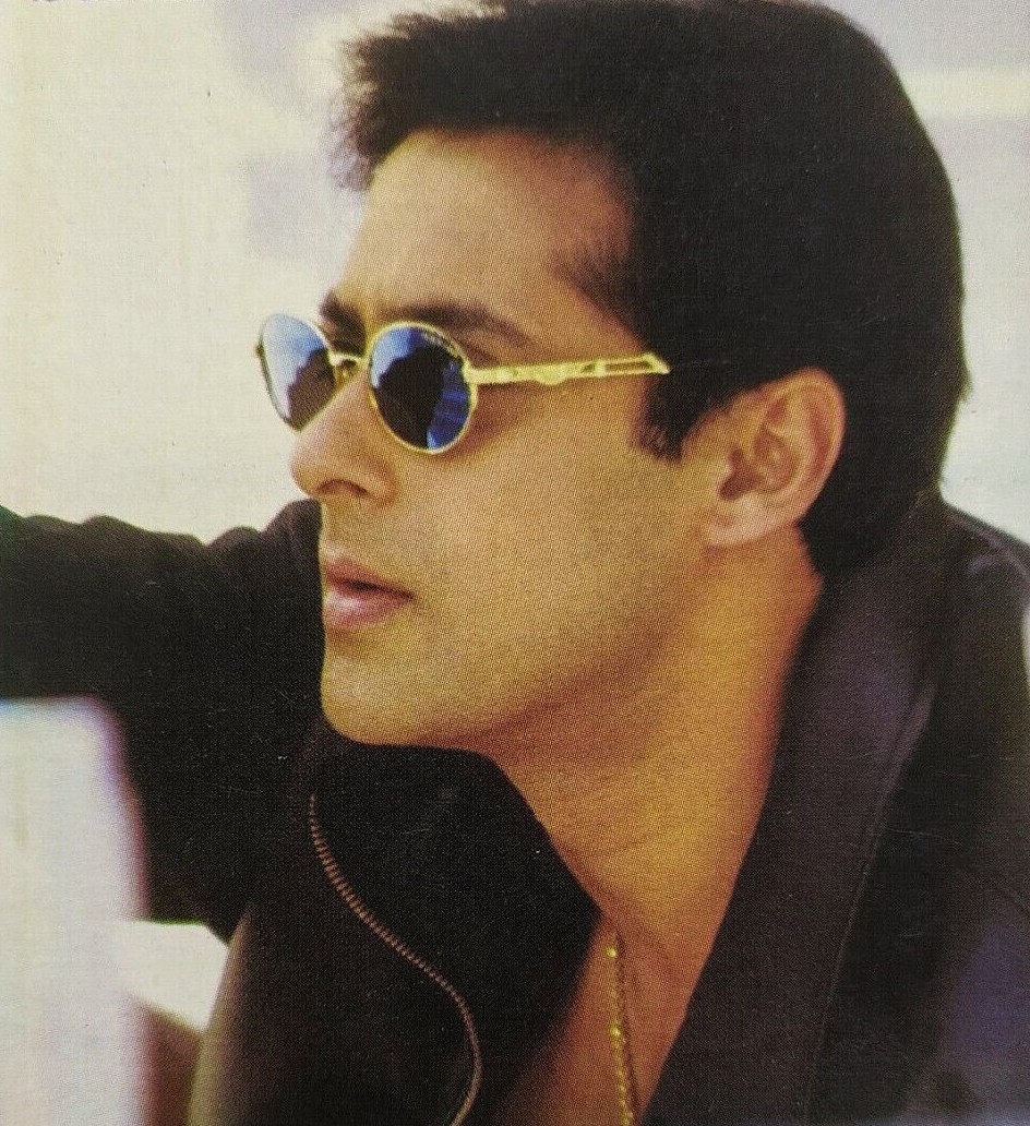 #TakeMeBackTuesday #90s 
Dashing #SalmanKhan