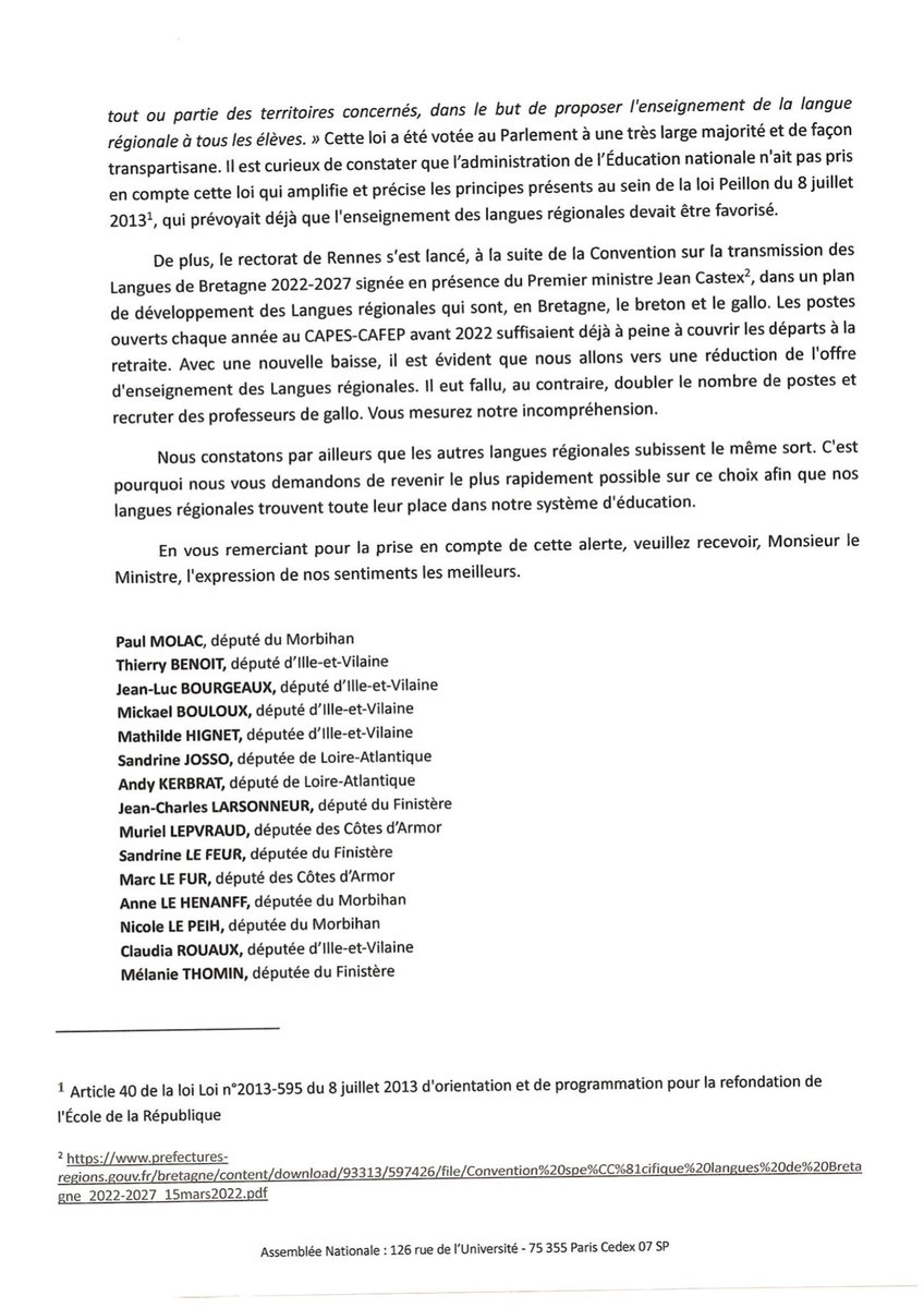 Alors que la loi sur les langues régionales prévoyait d'augmenter l'offre d'enseignement en langue régionale à l'école, l'ouverture par l'EN des postes au CAPES est insuffisante. Nous sommes 15 députés bretons à écrire au Ministre de l'éducation nationale <a href="/PapNdiaye/">Pap Ndiaye</a> à cet effet
